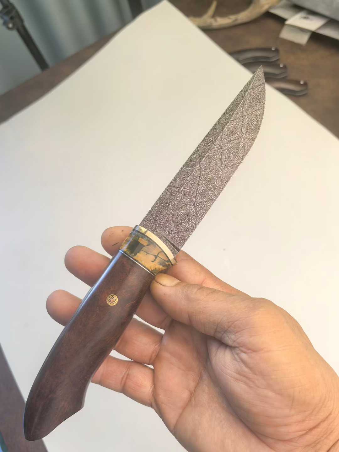 Swedish Steel Star-Like Texture Blade Mam*oth Tooth Desert Iron Wood Handle+Hand-Stitched Italian-Imported Plant-Tanned Leather Case